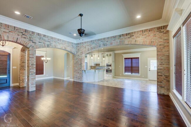 Building Photo - 3038 Sagefield Ln