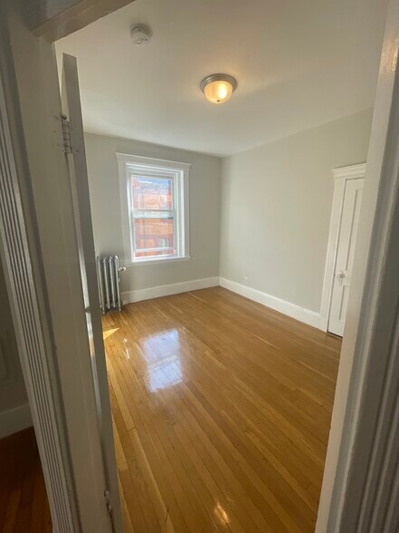 Building Photo - 38 Hemenway St