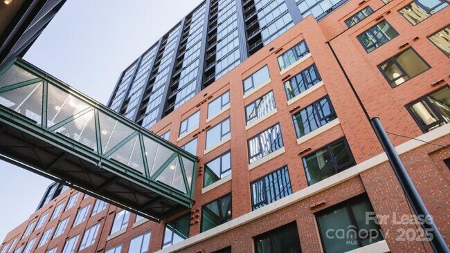 Building Photo - 2161 Hawkins St