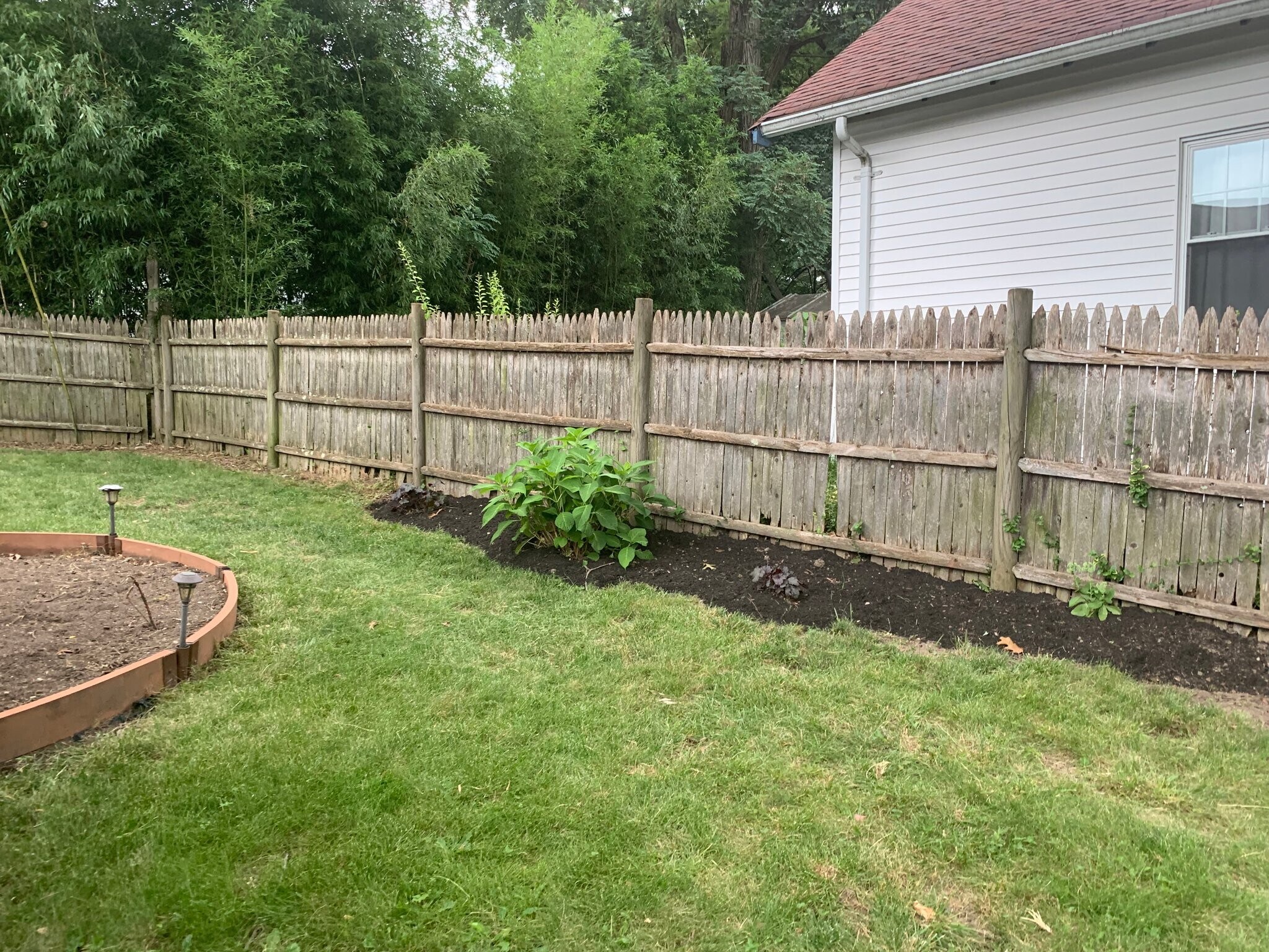 Building Photo - 11 Bridge St