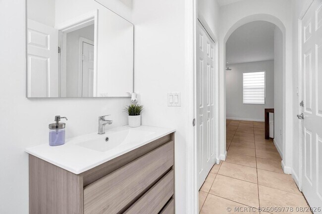Building Photo - 3548 W 88th St