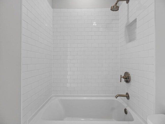 Building Photo - 1308 Koa Ct