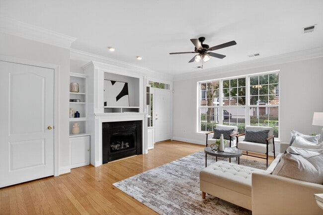 Building Photo - 23 Swanton Ln