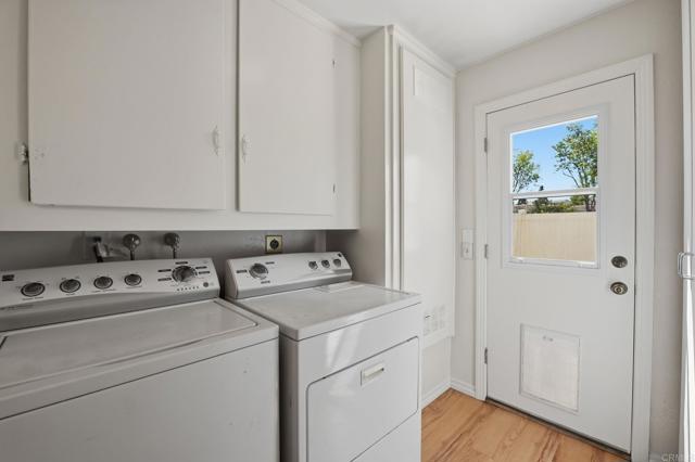 Building Photo - 1237 Evergreen Dr