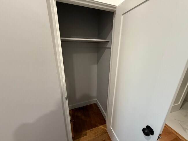 Building Photo - 35har