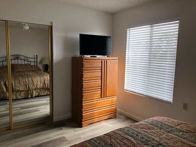 Building Photo - 768 Leisure World