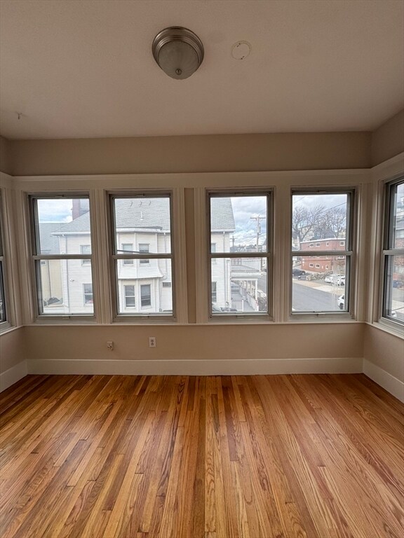 Building Photo - 731 Winthrop Ave