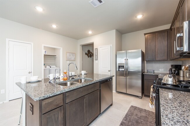 Building Photo - 8723 Arbor Trail Dr