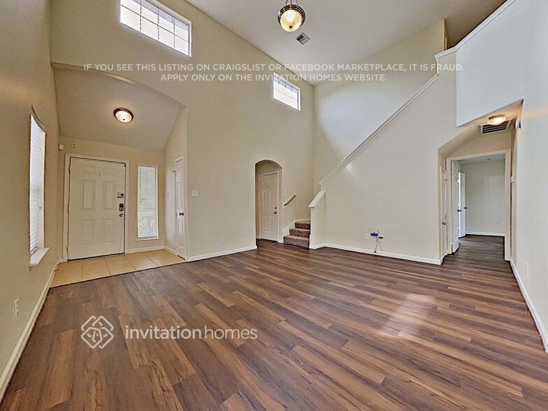 Building Photo - 8542 Doskocil Dr