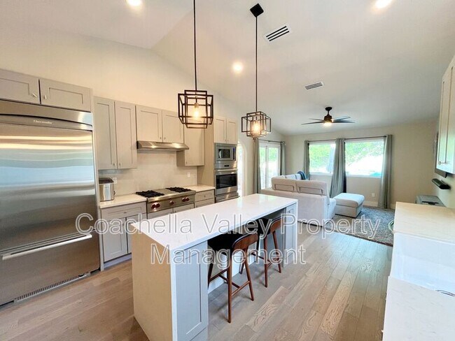 Building Photo - 39866 Newcastle Dr