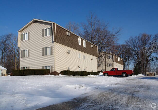 Building Photo - 2332-2342 Wemple St