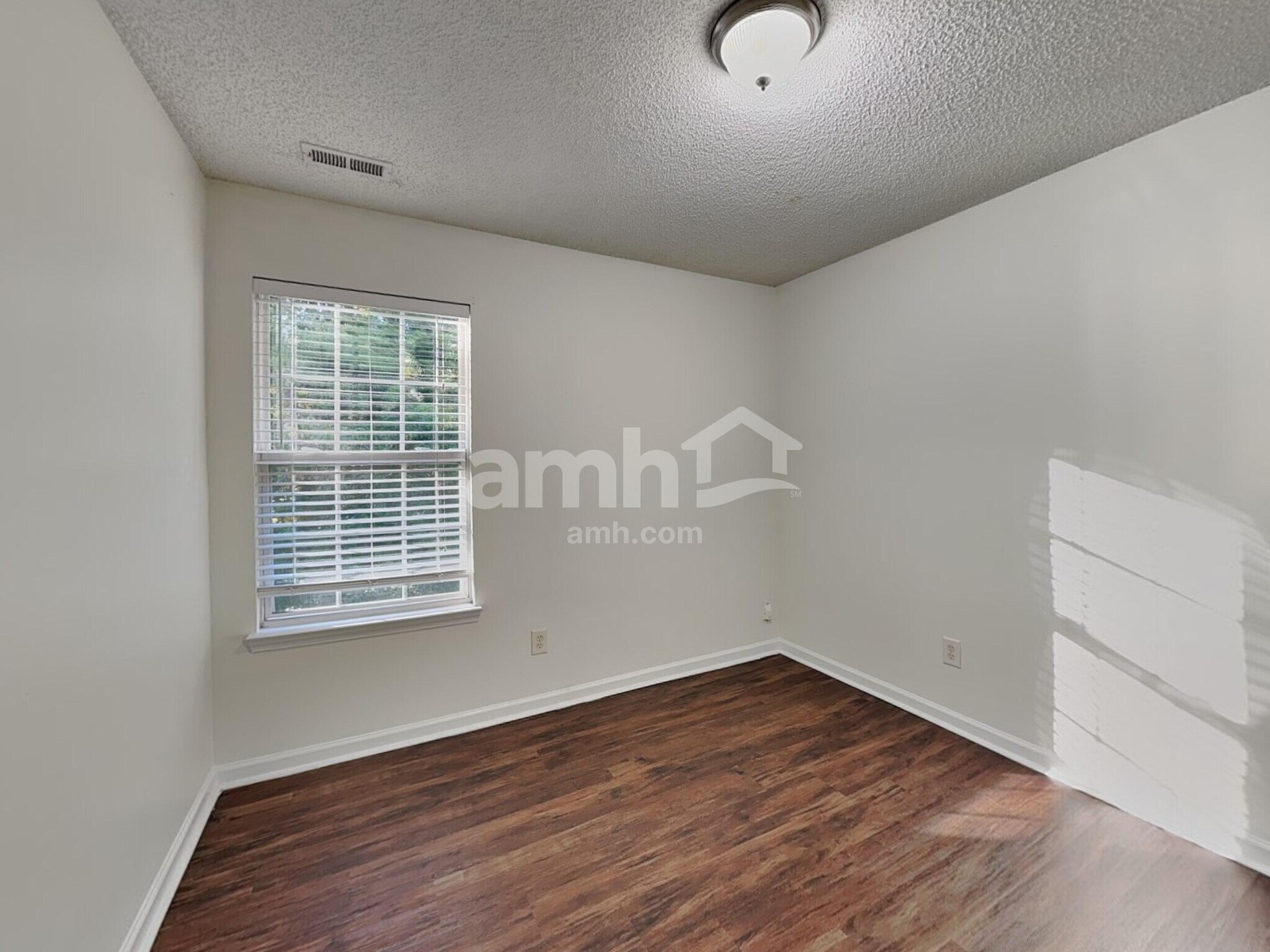 Building Photo - 4763 Asherton Pl NW