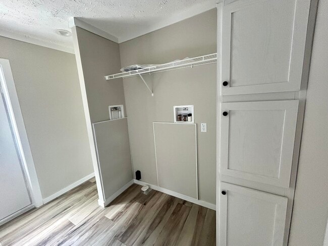 Building Photo - 2110 US-127