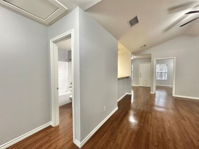 Building Photo - Coming Soon- 3 Bedroom 2 Bath Duplex at Mansion Creek in Tyler! Chapel Hill ISD!