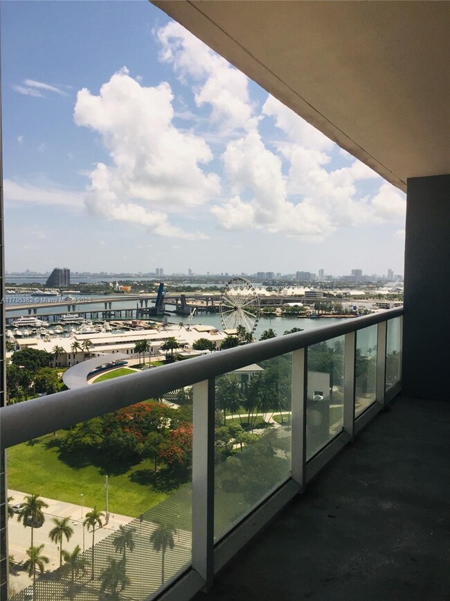 Primary Photo - 50 Biscayne Blvd