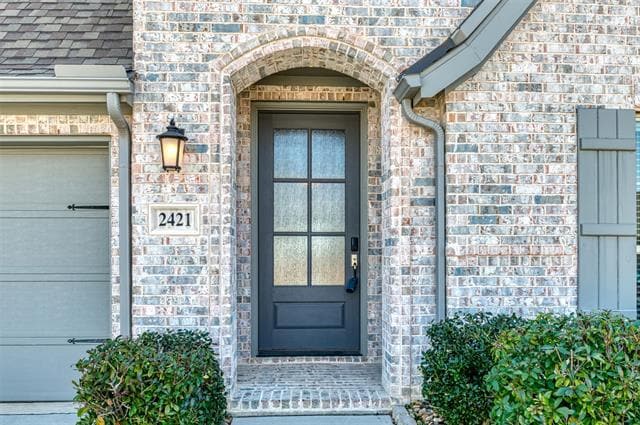 Building Photo - 2421 Stella Ln