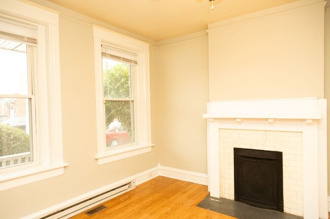 Building Photo - 8 S Granby St