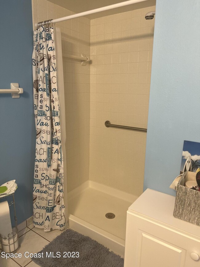 Building Photo - 969 Sonesta Ave NE