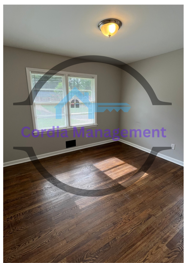 Building Photo - 3 Bedroom For Rent in Decatur With Gorgeous Back Patio + Pet Friendly near I285
