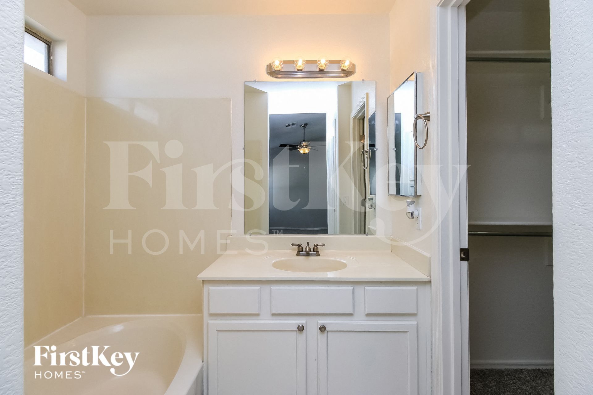 Building Photo - 2290 E Nunneley Ct