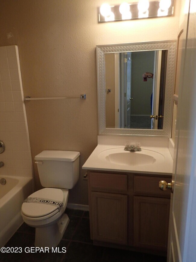 Building Photo - 3516 Tierra Plata Dr