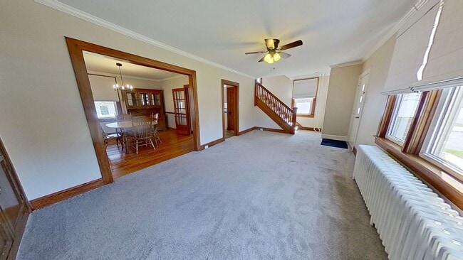 Building Photo - Spacious 3 Bedroom Home with One Car Garage