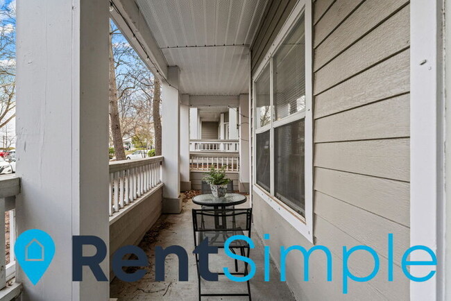 Building Photo - 4408 Helmsford Ln