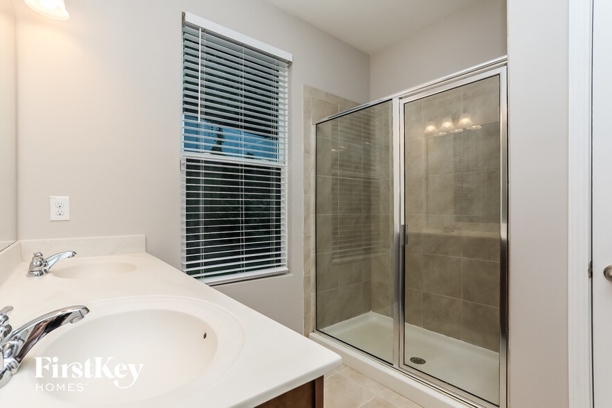 Building Photo - 3914 Massey Wood Trail