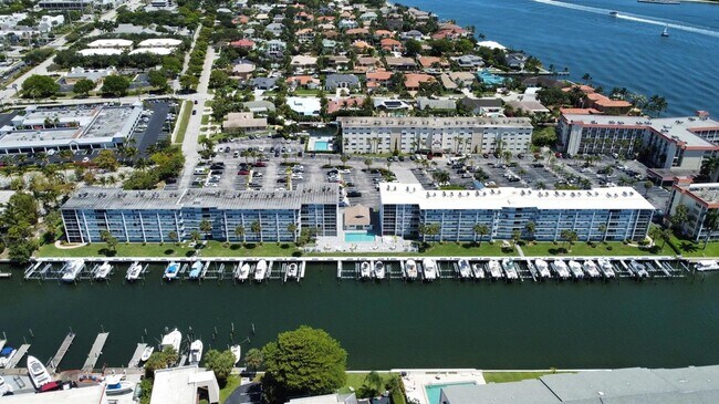 Building Photo - 108 Paradise Harbour Blvd