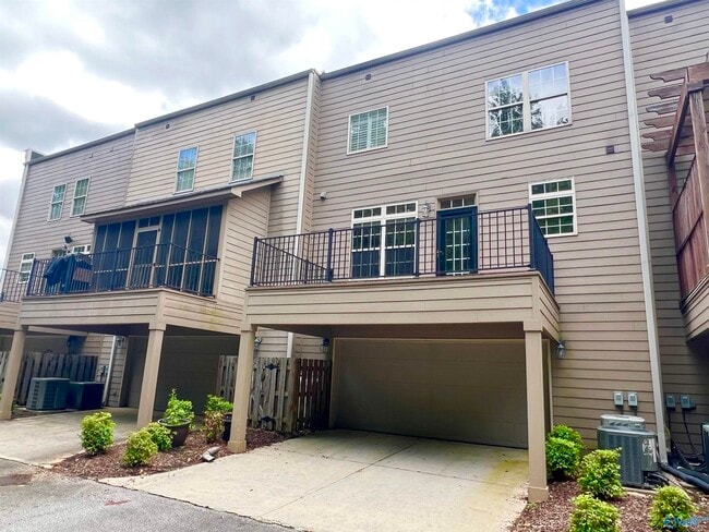 Building Photo - 107 Grove Park Ln