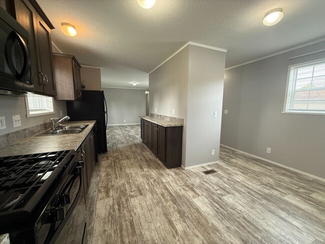 Building Photo - 11827 Cascade Cir