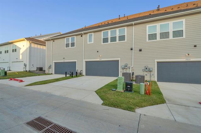 Building Photo - 15623 Palmwood Rd
