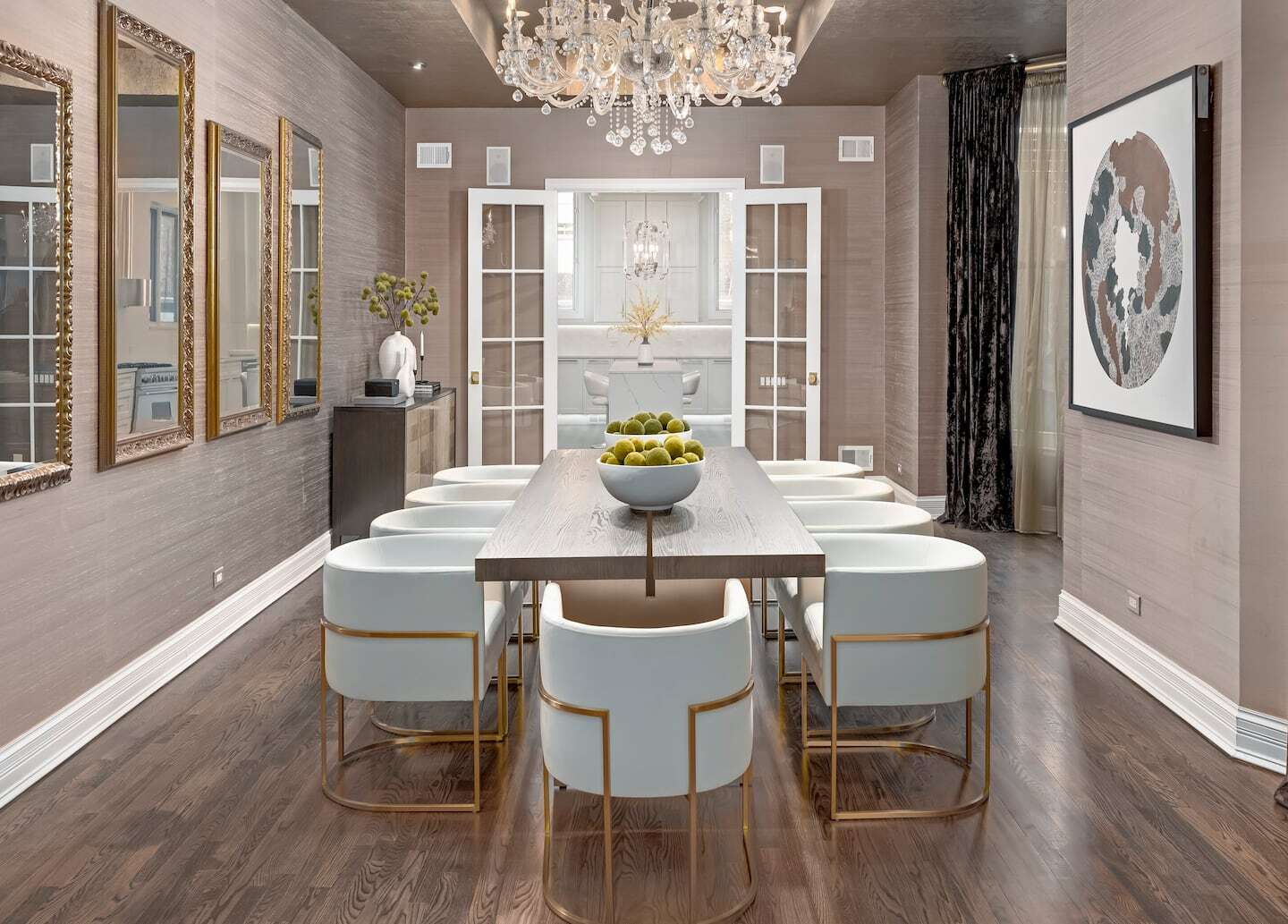 Building Photo - 32 E Bellevue Plz