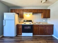 Building Photo - 1 Bedroom Upstairs apartment Just outside of Searcy