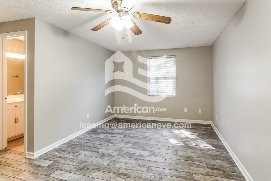 Building Photo - 610 Sir Michael Dr