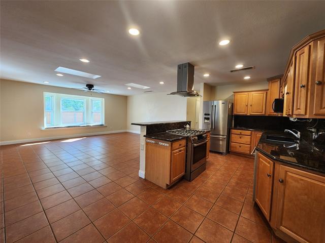 Building Photo - 3800 N Magnolia Ct