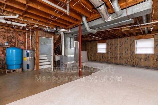Building Photo - 781 Cold Springs Rd