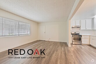 Building Photo - Cheerful, Spacious One Bedroom With Tons o...