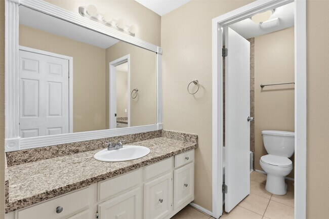 Building Photo - 971 N Red Cedar Cir