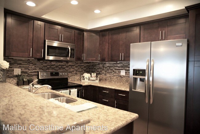 Building Photo - 18069 Coastline Dr