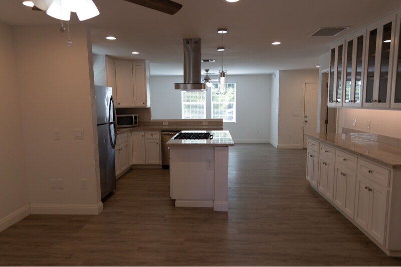 Building Photo - 3309 San Jose Way