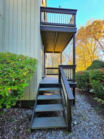 Building Photo - 563 Heritage Vlg