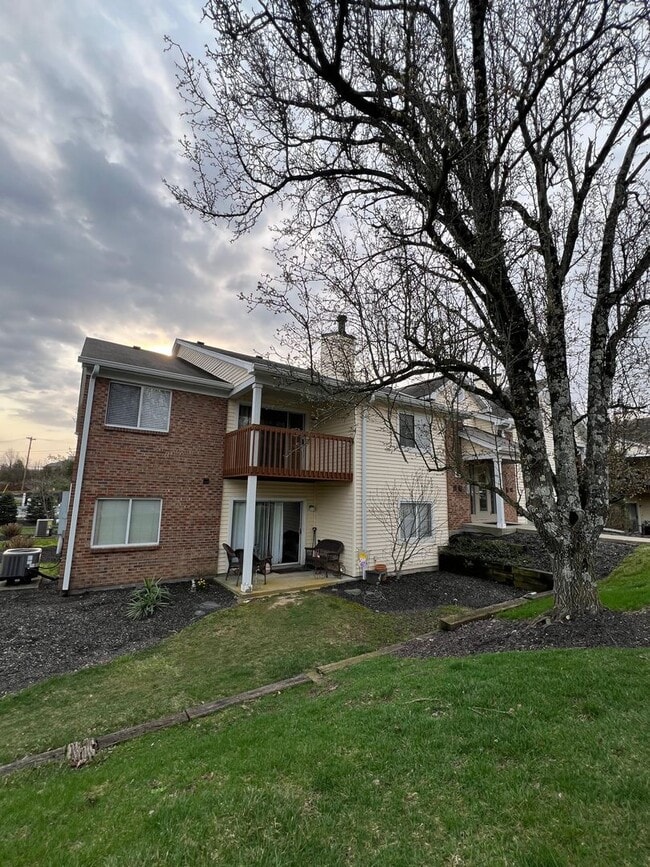 Building Photo - Bright & Spacious 2-Bedroom Condo in a Prime Florence Location!