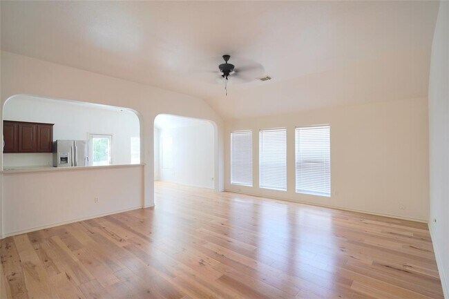 Building Photo - 11713 Larch Valley Dr