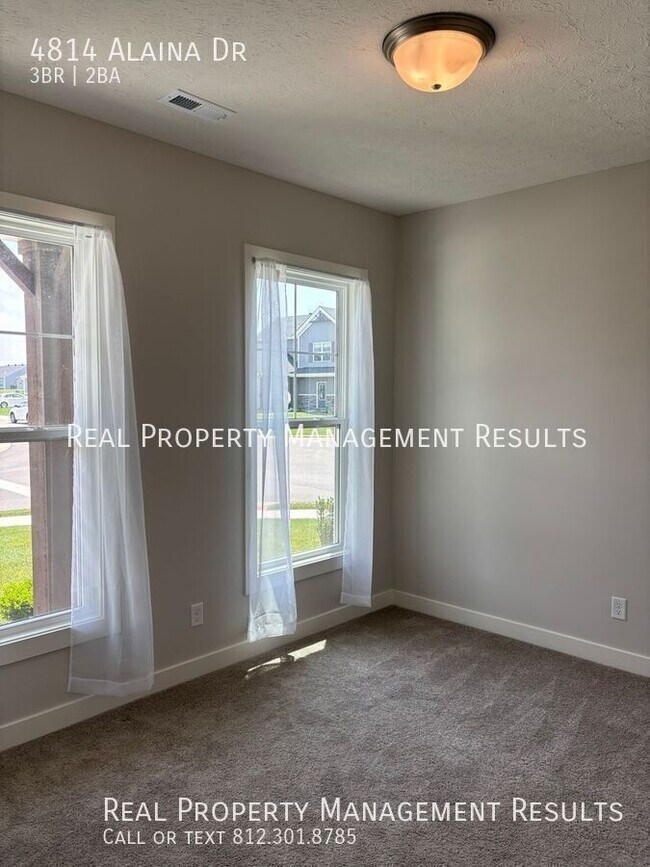 Building Photo - 4814 Alaina Dr