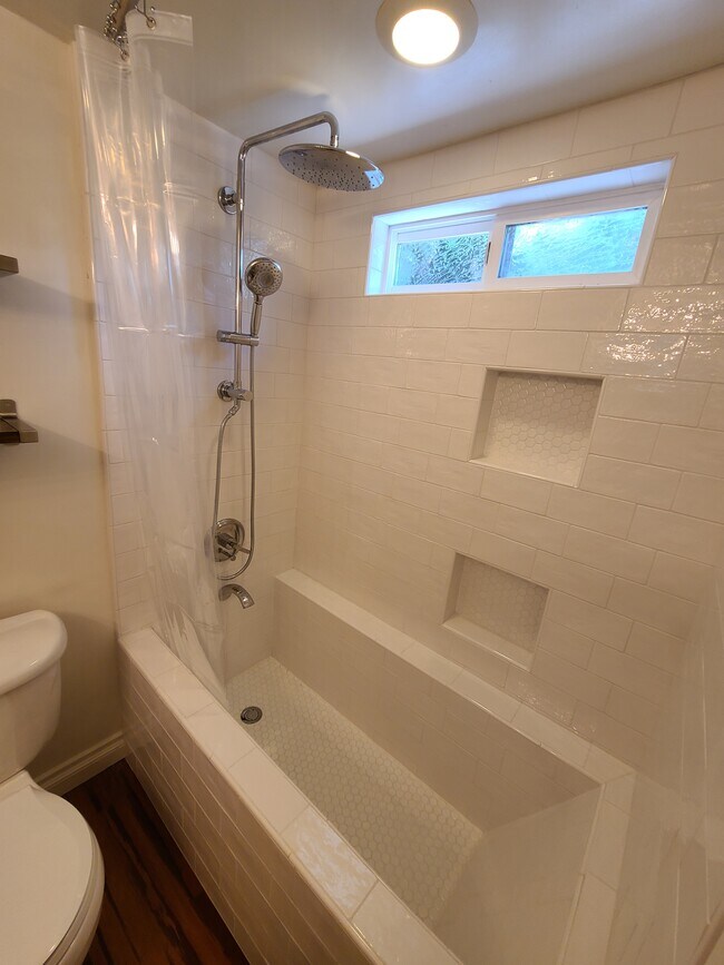 Building Photo - 14651 Huston St