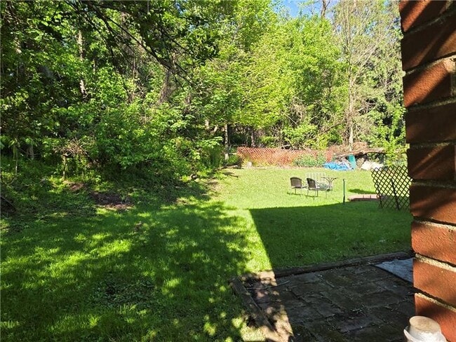 Building Photo - 416 Jacobson Dr
