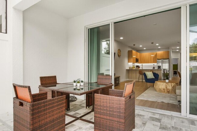 Building Photo - 17407 Hidden Forest Dr