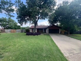 Building Photo - 100 Bugle Ct