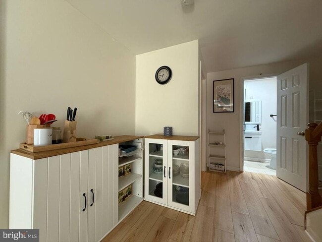 Building Photo - 17929 Milroy Dr